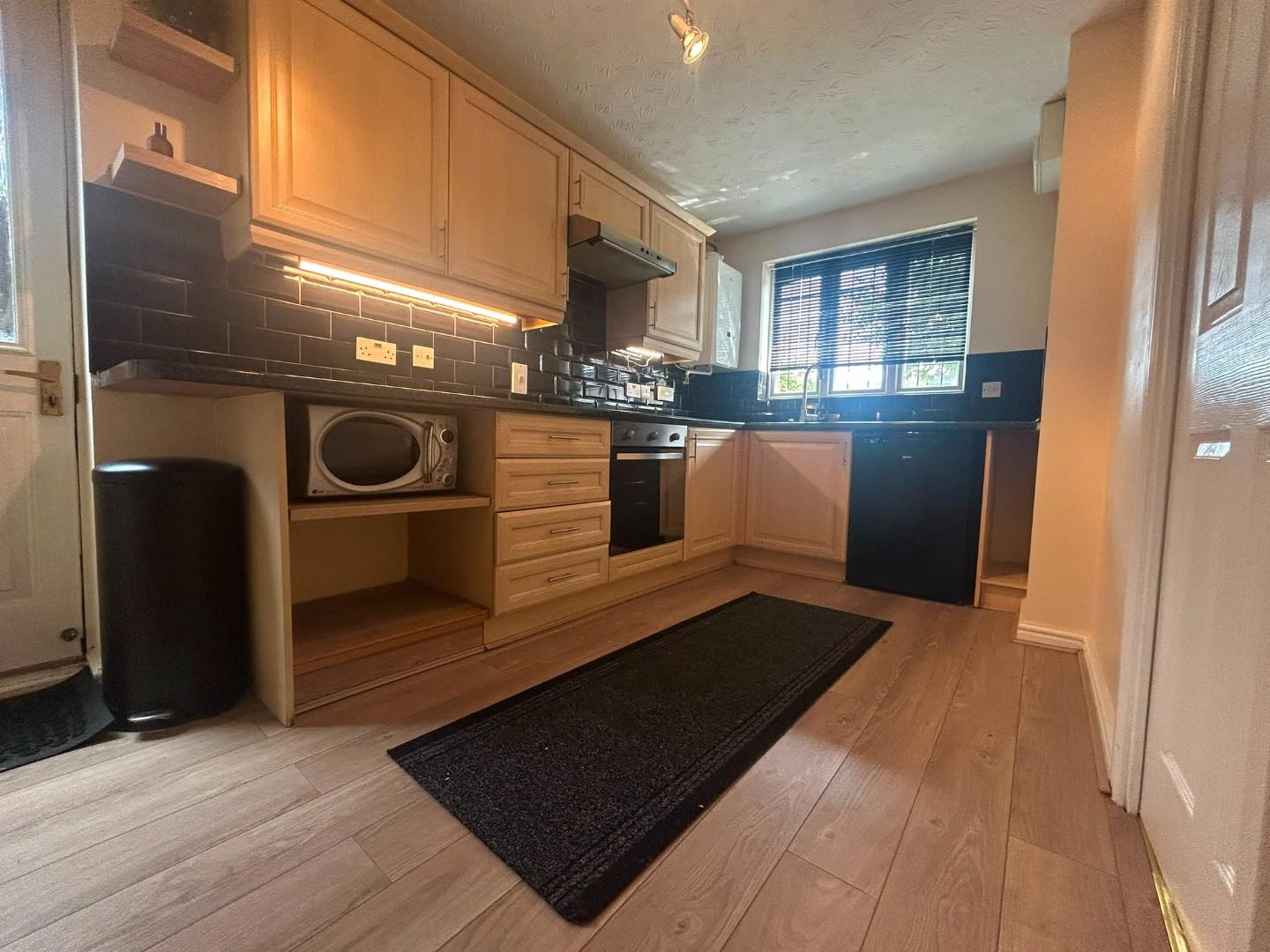kitchen 2.jpeg